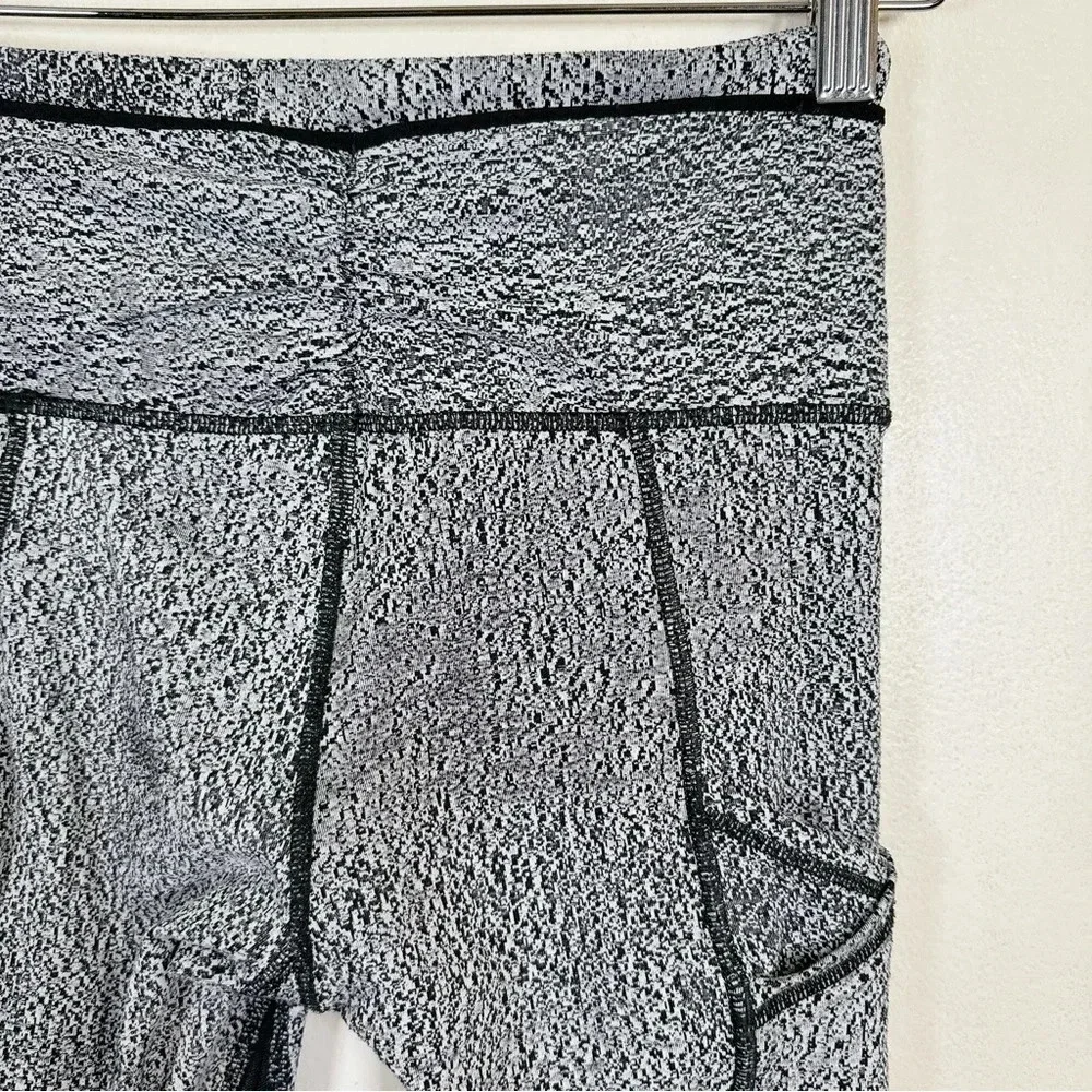Lululemon Outrun Tight Power Luxtreme Spray Jacquard - Picture 16 of 16